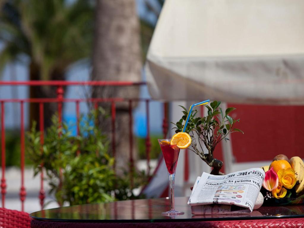 Hotel Ambassador Grottammare Exterior photo