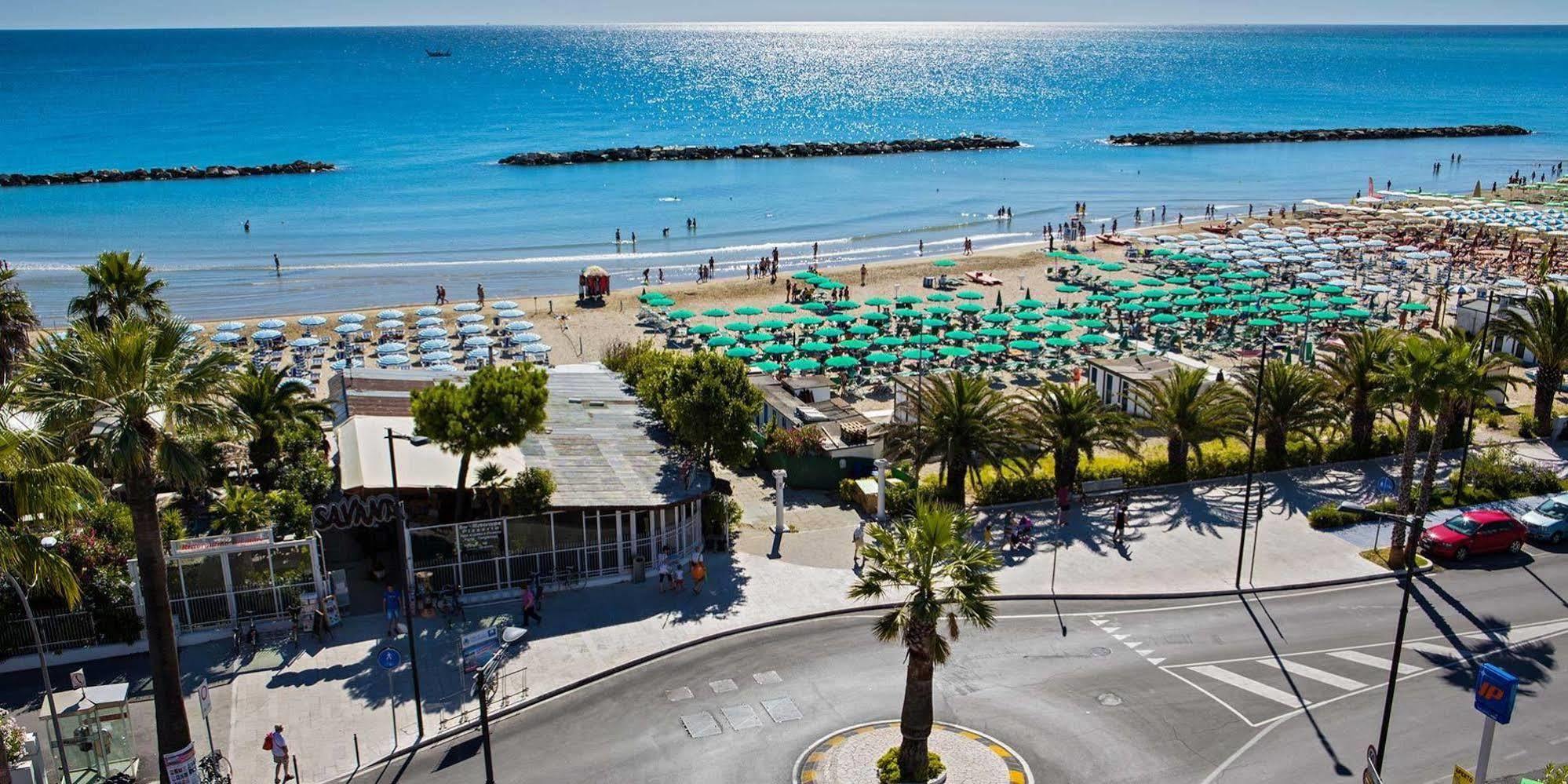 Hotel Ambassador Grottammare Exterior photo